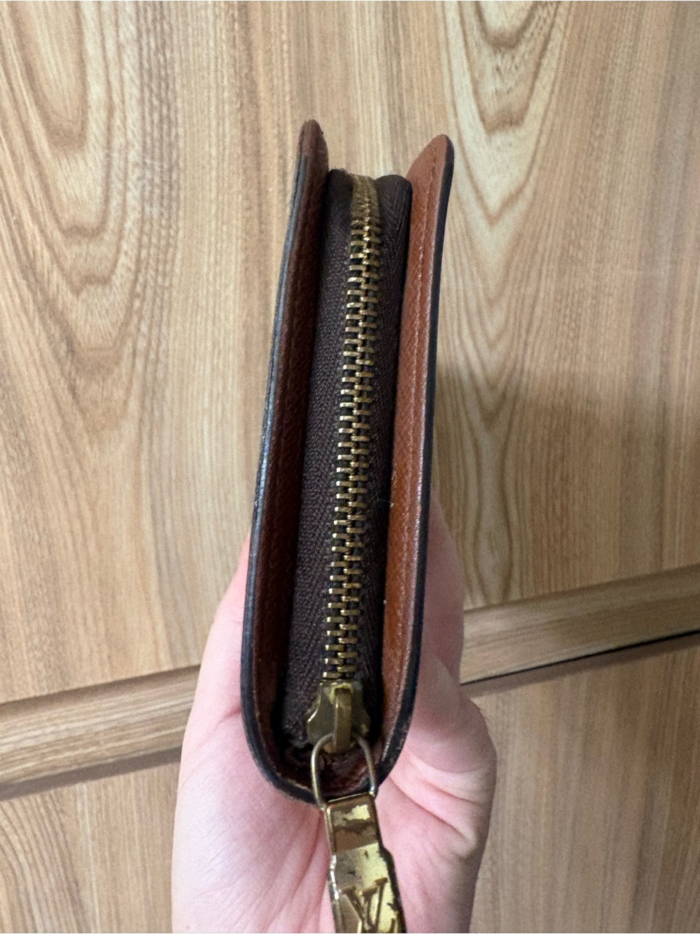 Auth LOUIS VUITTON M61727
PORTE MONNAIE ZIPPE wallet - Picture 5 of 14